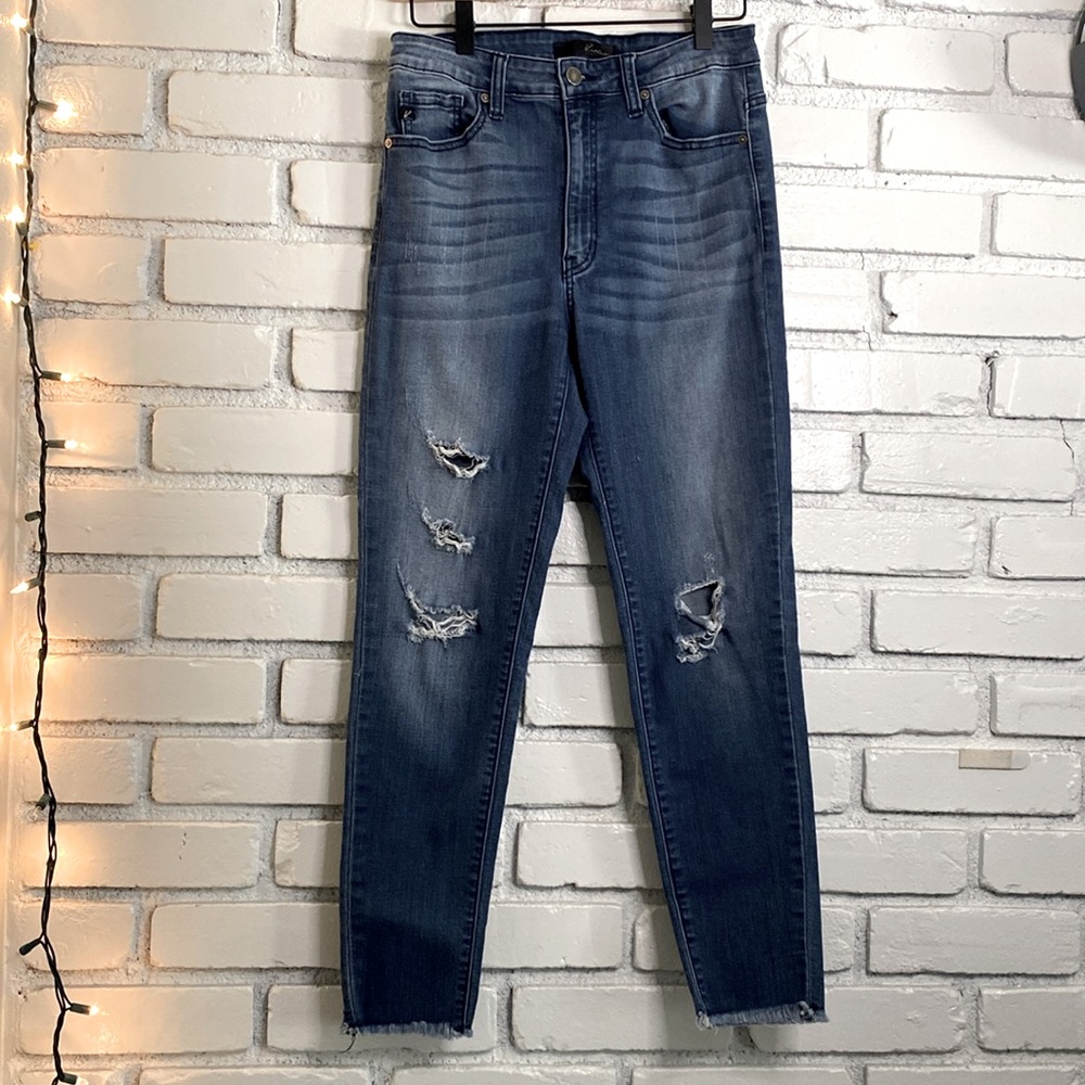 KanCan Los Angeles womens ripped skinny jeans stylish